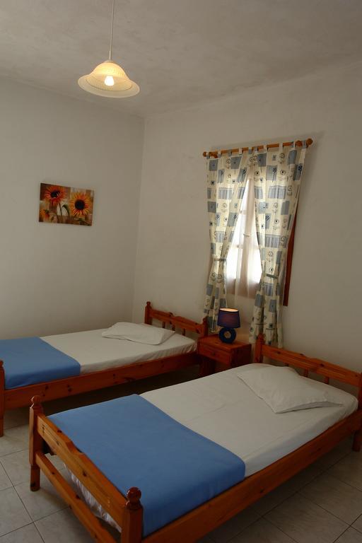 Irene Rooms Folégandros エクステリア 写真