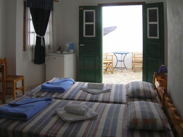 Irene Rooms Folégandros 部屋 写真
